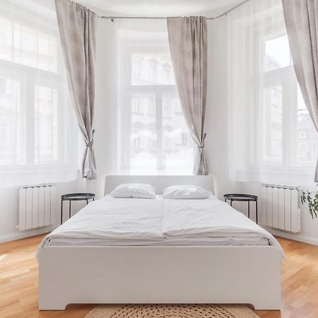 Luminous Apartment For 2 Near Wenceslas Square By Prague Days Exteriér fotografie