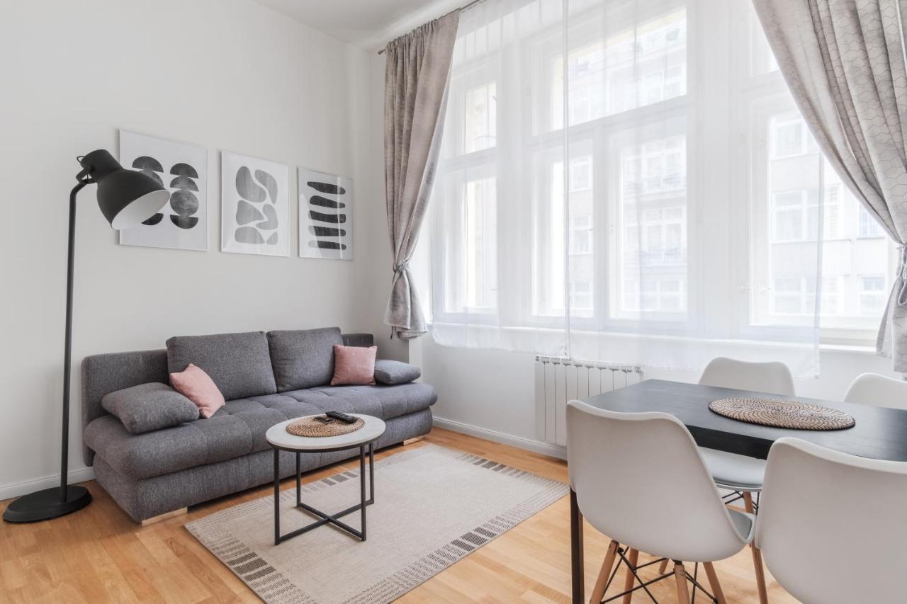 Luminous Apartment For 2 Near Wenceslas Square By Prague Days Exteriér fotografie