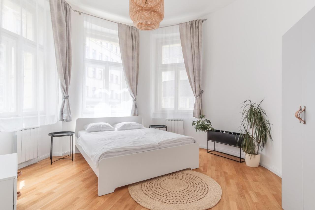 Luminous Apartment For 2 Near Wenceslas Square By Prague Days Exteriér fotografie