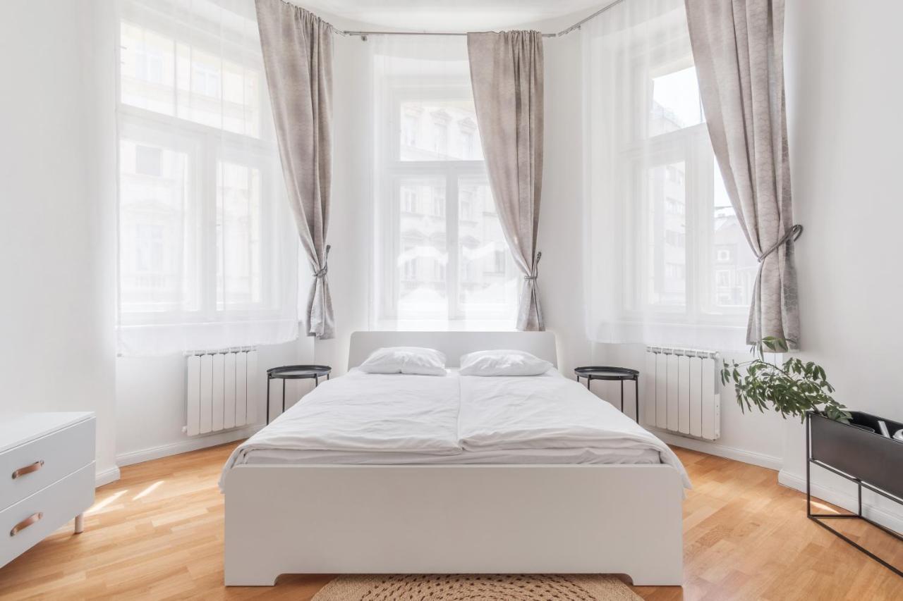 Luminous Apartment For 2 Near Wenceslas Square By Prague Days Exteriér fotografie