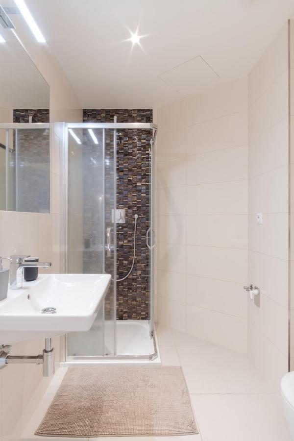 Luminous Apartment For 2 Near Wenceslas Square By Prague Days Exteriér fotografie
